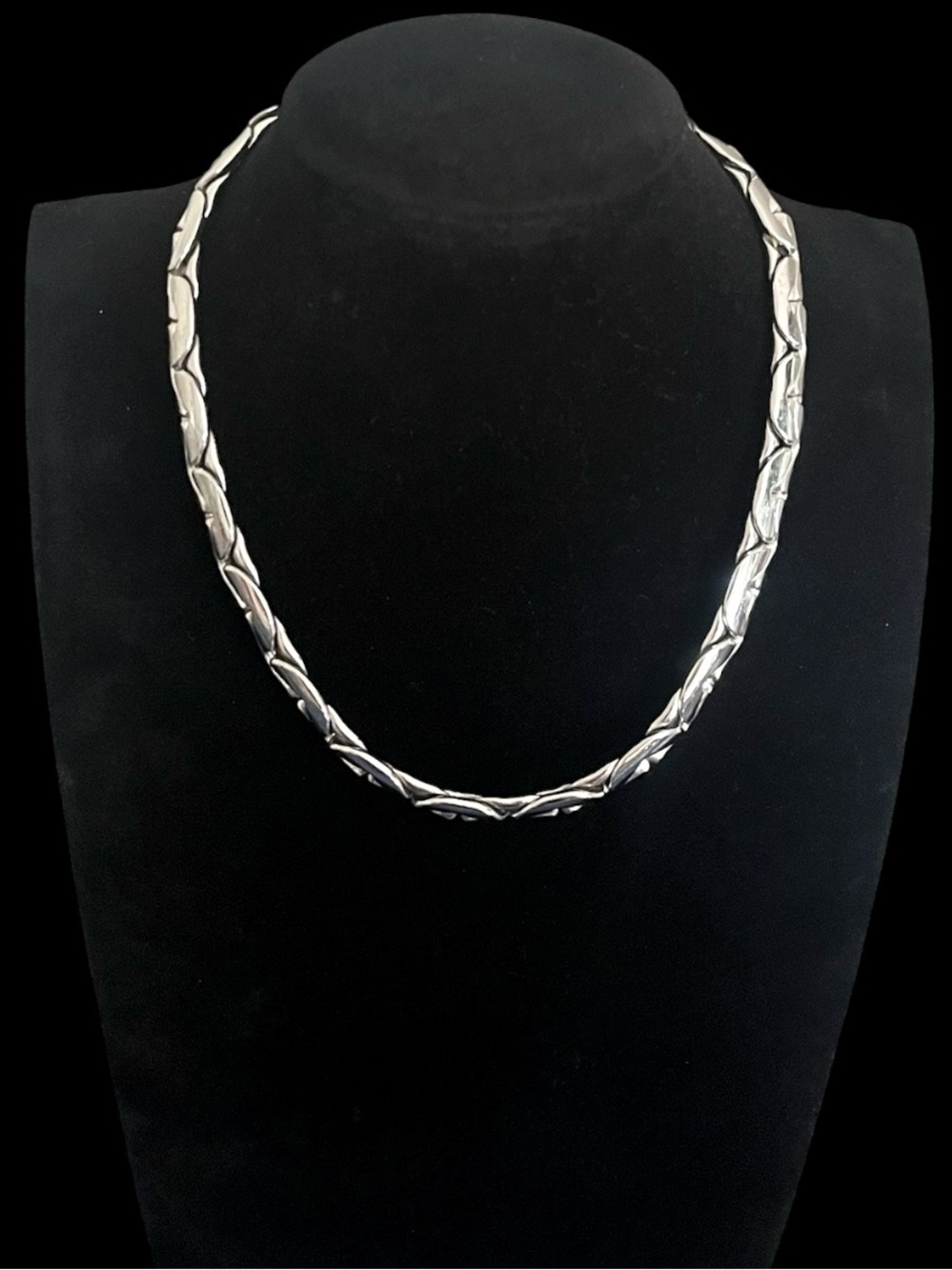 1950’s CORO Pegasus Necklace Silver Tone Link Articulated Mid Century Unisex 15”